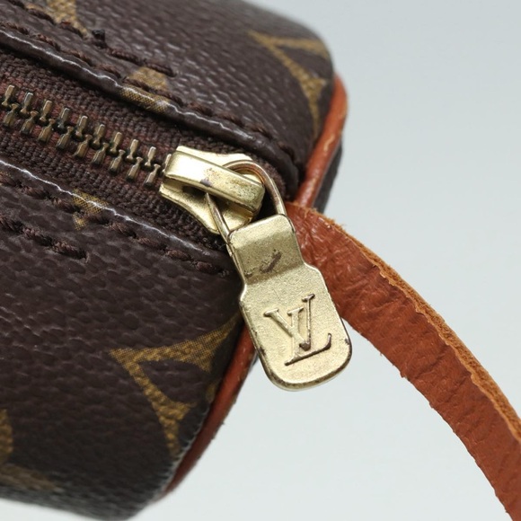 LOUIS VUITTON Monogram Papillon Pouch - Picture 15 of 16